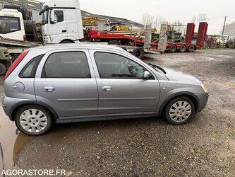 2004-opel-corsa-45303751