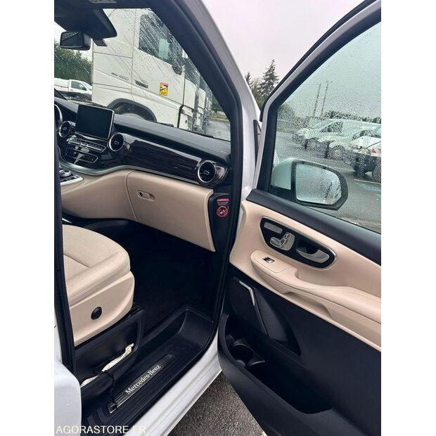 2019 مرسيدس بنز CLASSE V-45303875