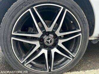 2019-mercedes-benz-classe-v-45303887