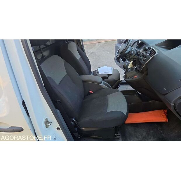 2021 Renault Kangoo-45303921