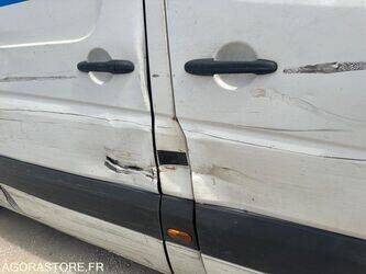 2016-mercedes-benz-sprinter-1413222-45303987