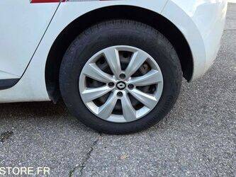 2020-renault-clio-1413225-45304025