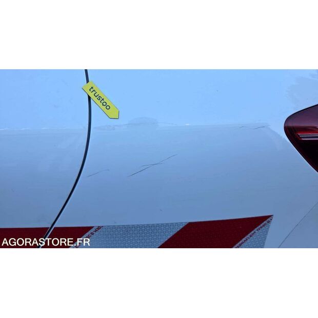 2020 Renault Clio-45304038