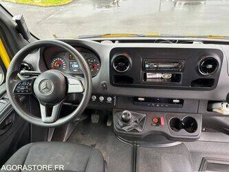 2019-mercedes-benz-sprinter-1413226-45304058