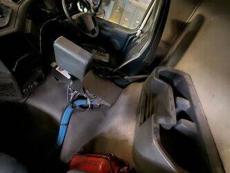 2011-volvo-fmfh-e5-45304071