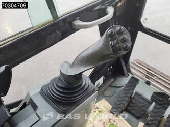 2015-caterpillar-318el-45305560