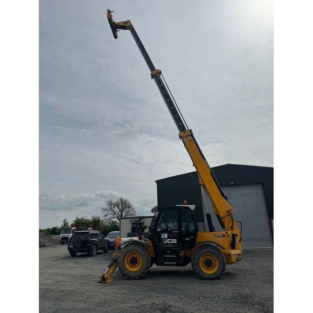 2013 جيه سي بي 535-140-45305664