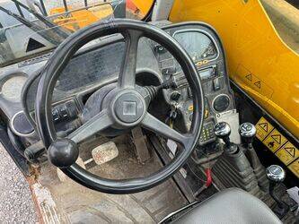 2013-jcb-535-140-1052024-45305665