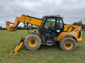 صورة ل رافعات 2013 جيه سي بي 540-170 للبيع في المملكة المتّحدة