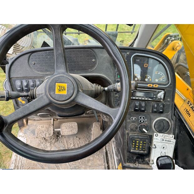 2013 JCB 540-170-45305682