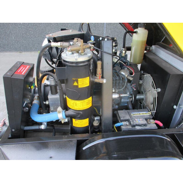 2011 Kaeser M 20-45306336