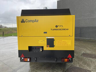 2022-compair-c-200-ts-24-45307360