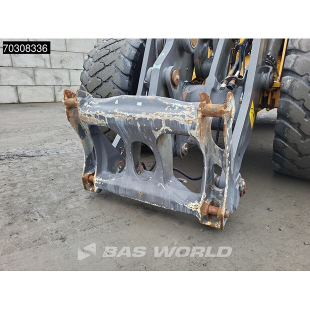 2020 فولفو L120H-45308044