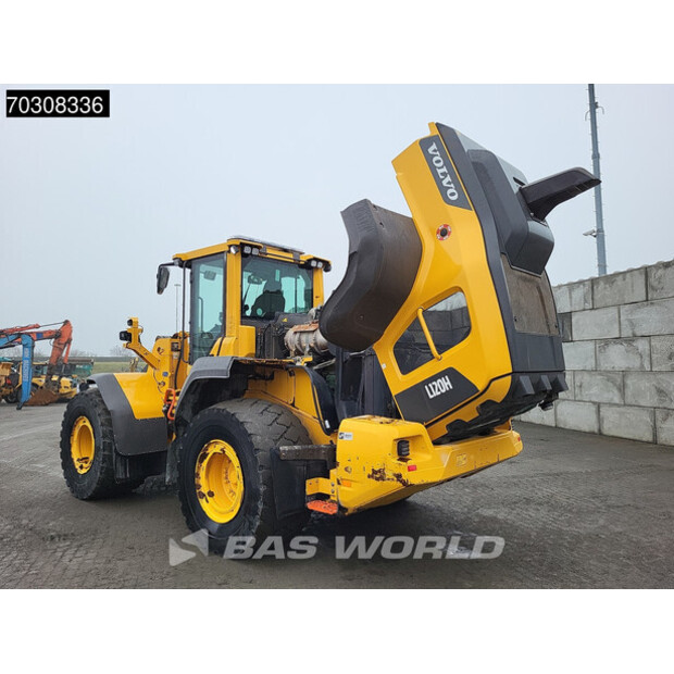 2020 فولفو L120H-45308045