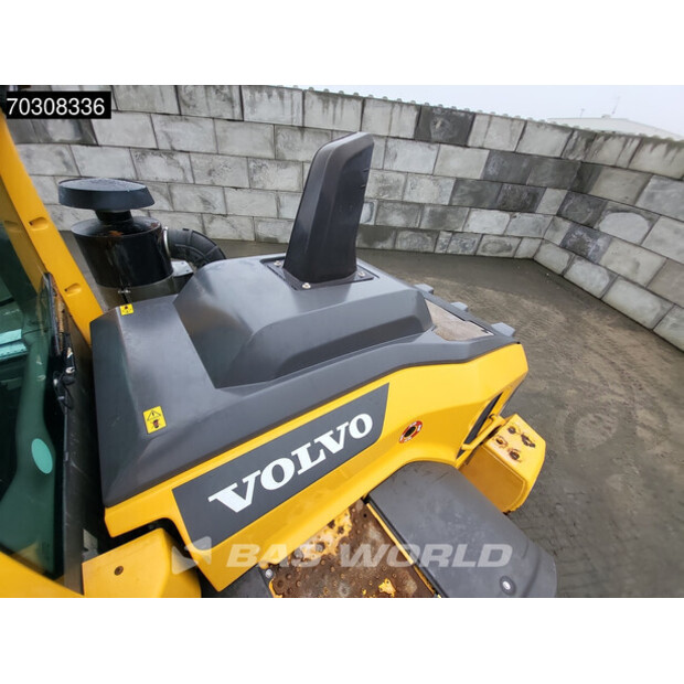 2020 فولفو L120H-45308052