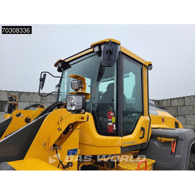 2020 فولفو L120H-45308055