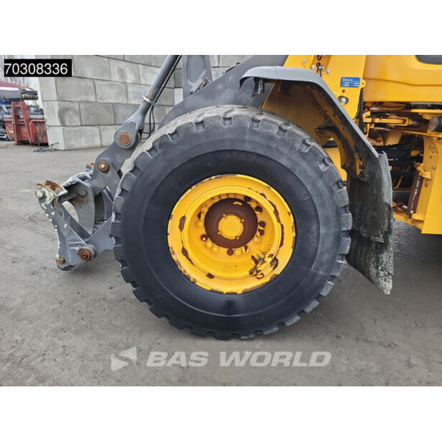 2020 فولفو L120H-45308057