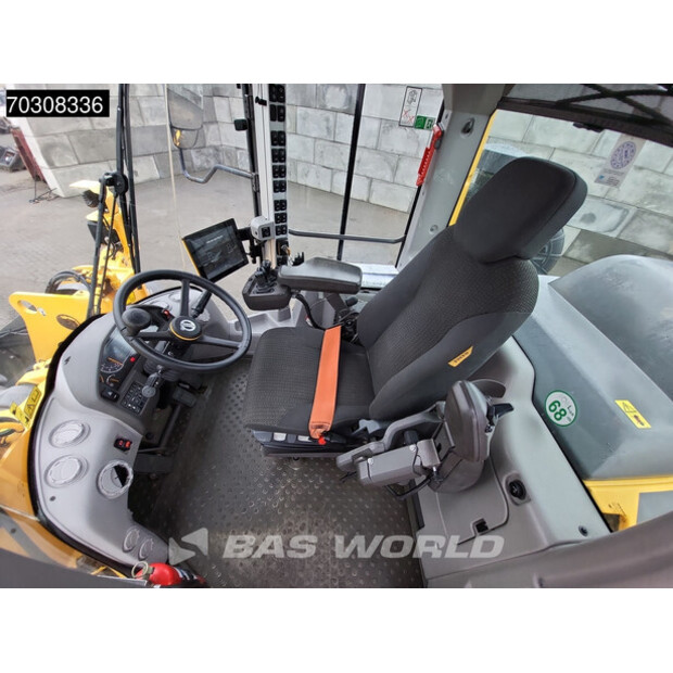 2020 فولفو L120H-45308061