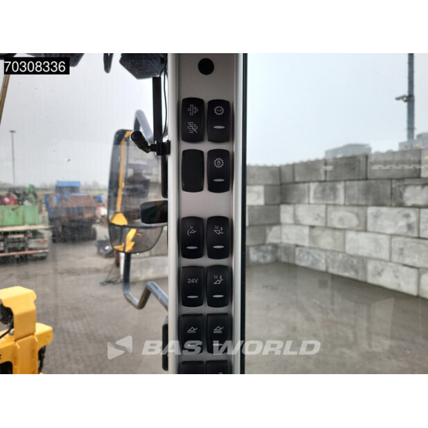 2020 فولفو L120H-45308069