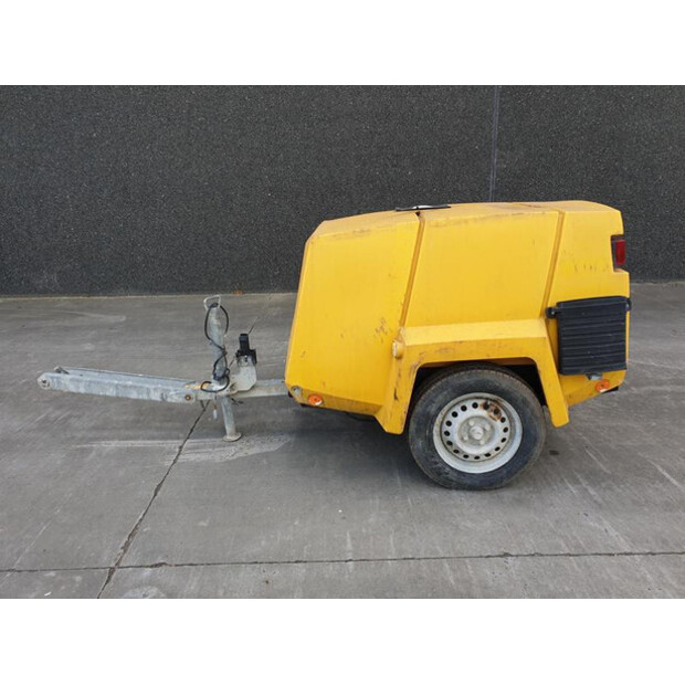 2011 Kaeser M 30-45309084