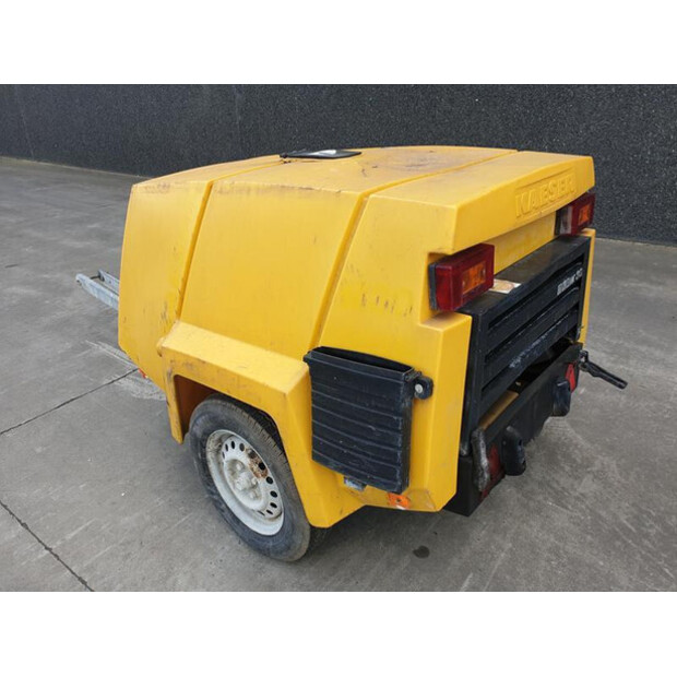 2011 Kaeser M 30-45309087