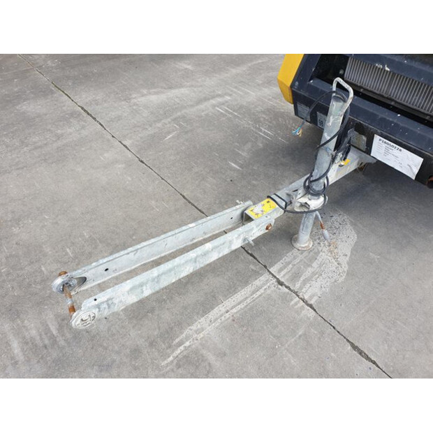 2011 Kaeser M 30-45309100