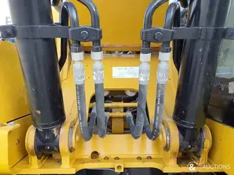 2021-caterpillar-320-1396069-45309399