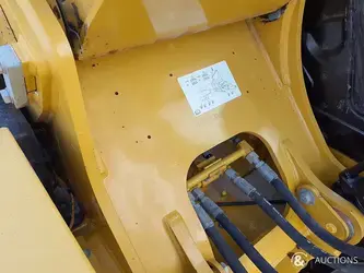 2021-caterpillar-320-1396069-45309428