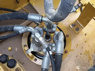 2021-caterpillar-320-1396069-45309433