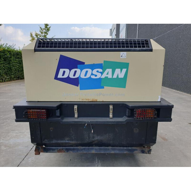 2014 انجيرسول راند 7/72 240CFM-45309533