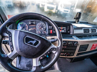 2018-man-tgx-18-500-1413307-45310353