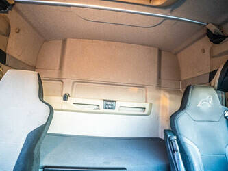 2018-man-tgx-18-500-1413307-45310356