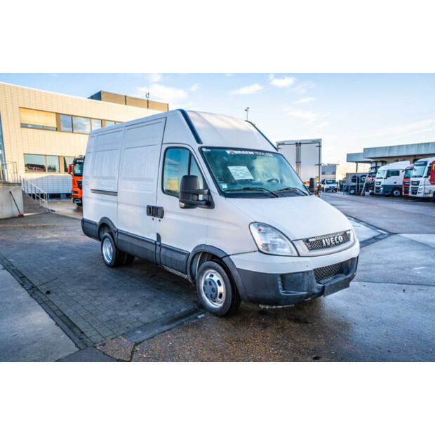 2011 Iveco Daily 35C11-45310364