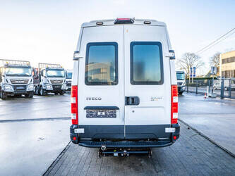 2011-iveco-daily-35c11-1413308-45310367