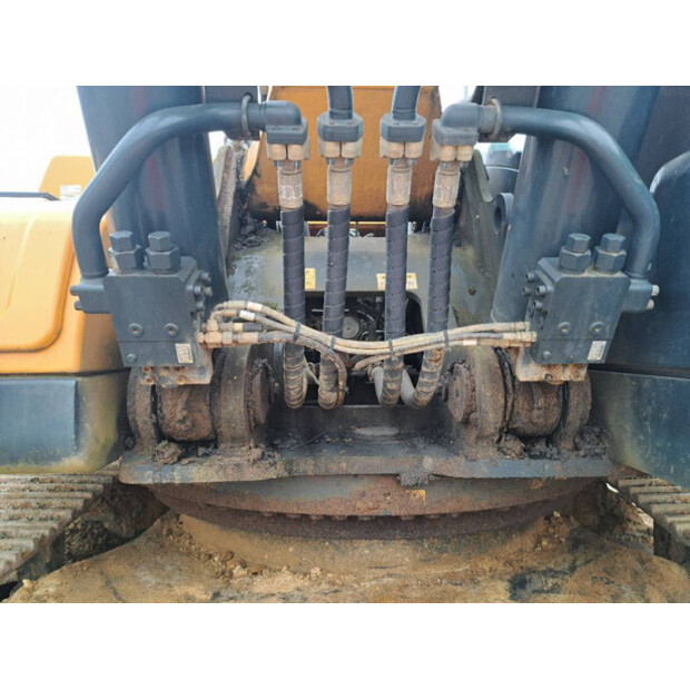 2016 هيونداي HX520L-45310398