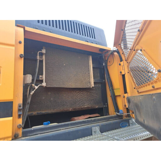 2016 هيونداي HX520L-45310402