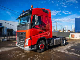 Image for TRUCKS 2018 Volvo FH460