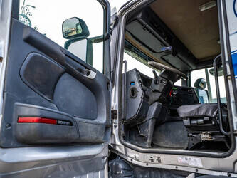 2015-scania-g450-1413312-45310468