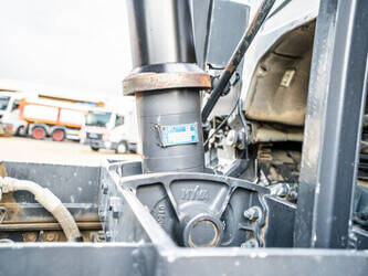 2015-scania-g450-1413312-45310471