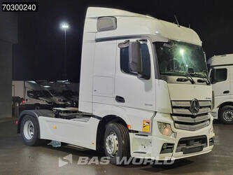 2018-mercedes-benz-actros-1845-1381729-45310486