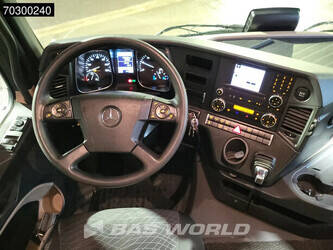 2018-mercedes-benz-actros-1845-1381729-45310517