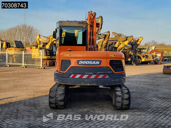 2021-doosan-dx85r-3-1413319-45310934
