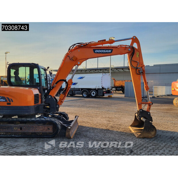 2021 دووسان DX85R-3-45310938