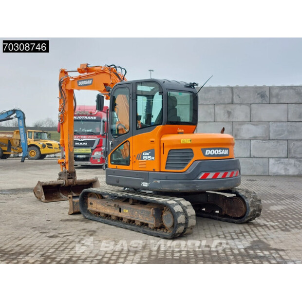 2021 دووسان DX85R-3-45310986