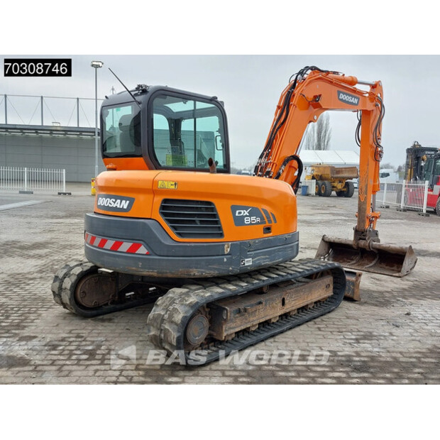 2021 دووسان DX85R-3-45310988