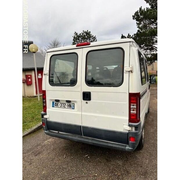 2003 Peugeot BOXER-45324924