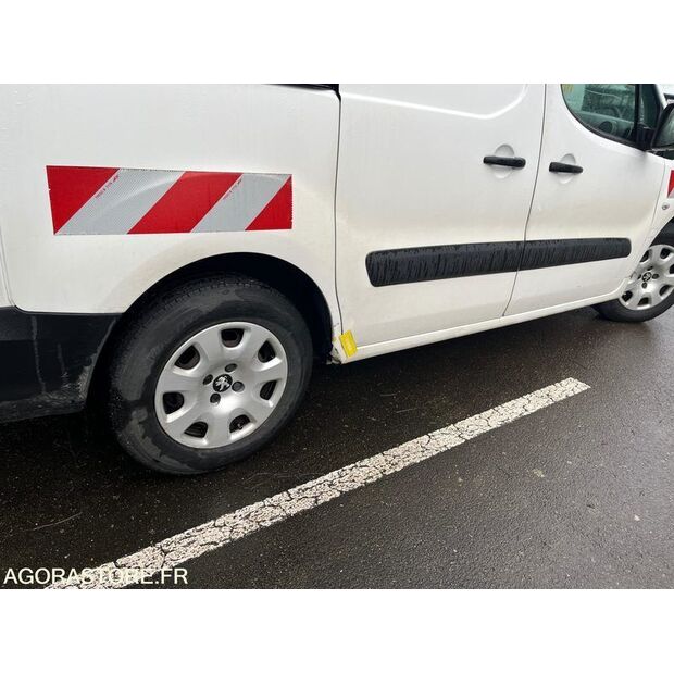 2015 Peugeot PARTNER-45324947