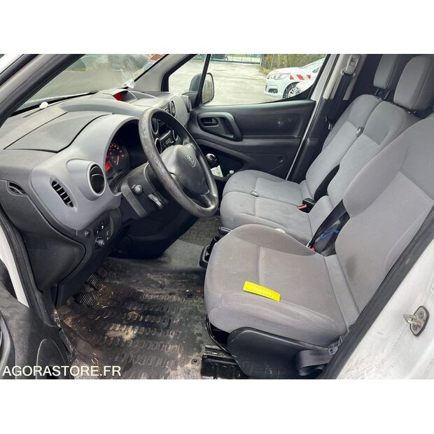 2015 Peugeot PARTNER-45324949