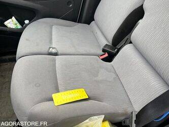 2015-peugeot-partner-1413420-45324953