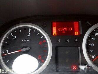 2010-renault-clio-1413425-45325011